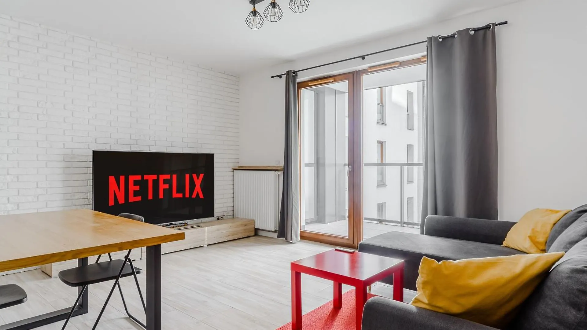 Premium Apartments In The Center Of Warsaw With Free Parking & Balcony contacts