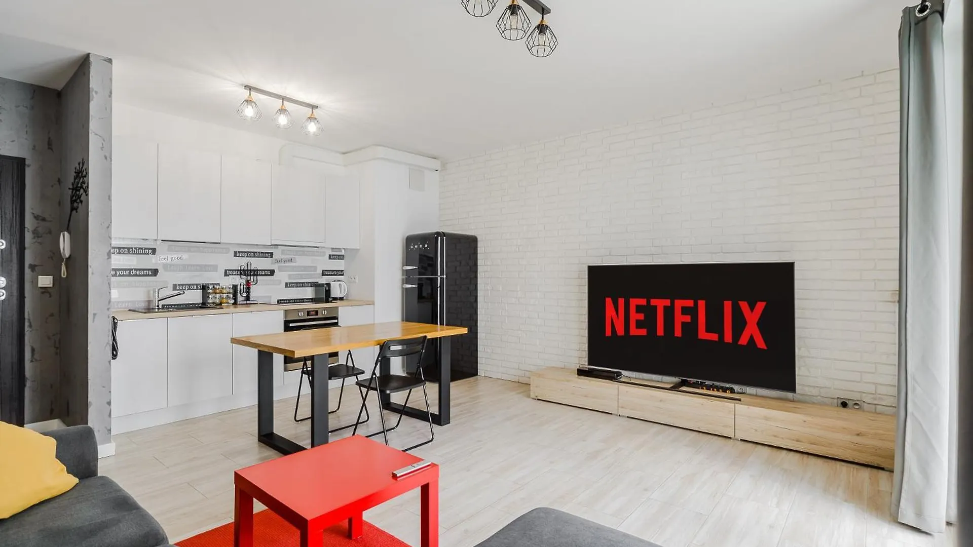 Premium Apartments In The Center Of Warsaw With Free Parking & Balcony